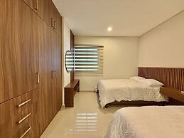 Torre Eleve Apartments