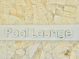 Torre Eleve Apartments