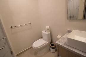 Torre Eleve Apartments