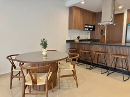 Torre Eleve Apartments