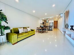 Torre Eleve Apartments