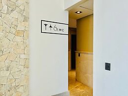 Torre Eleve Apartments