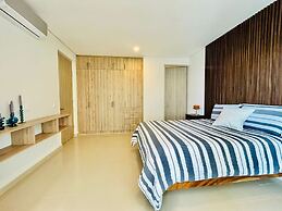 Torre Eleve Apartments