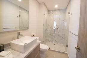 Torre Eleve Apartments