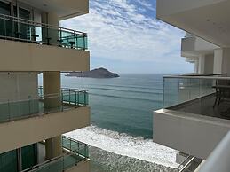 Torre Eleve Apartments