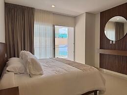 Torre Eleve Apartments