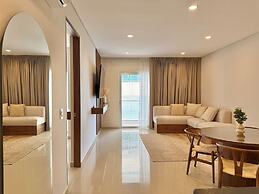 Torre Eleve Apartments