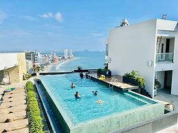 Torre Eleve Apartments