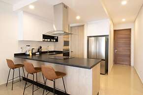 Torre Eleve Apartments