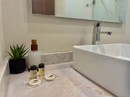 Torre Eleve Apartments