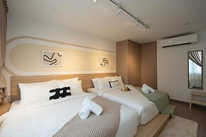 Agile KL Premium Suites by uBook