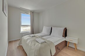 Horizon 122- Sea View by Grand Apartment