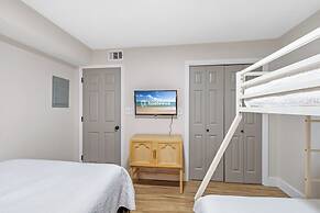 Seaside Beach & Racquet Club 2207