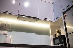 Luxury EST Bangsar Suites KLCC by uBook