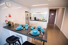 Luxury EST Bangsar Suites KLCC by uBook