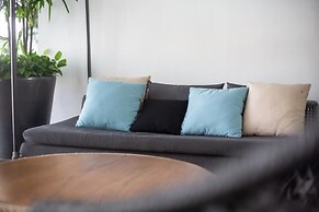 Luxury EST Bangsar Suites KLCC by uBook