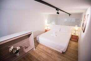 Luxury EST Bangsar Suites KLCC by uBook