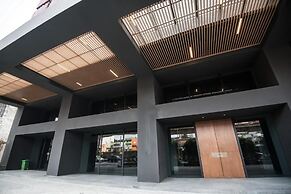 Luxury EST Bangsar Suites KLCC by uBook