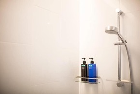 Luxury EST Bangsar Suites KLCC by uBook