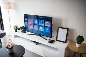 Luxury EST Bangsar Suites KLCC by uBook