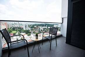Luxury EST Bangsar Suites KLCC by uBook