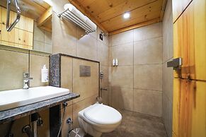 Open by Olive - Moka Hotel