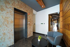 Open by Olive - Moka Hotel