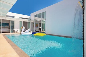 Villa Luna - Exclusive 4BR Residence