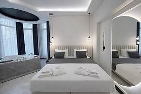 D Twins plus Hotel