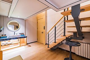 Dequan Landscape Hote