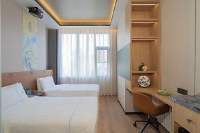 Dequan Landscape Hote