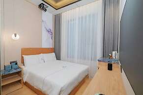 Dequan Landscape Hote