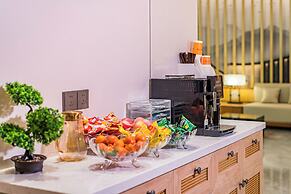 Dequan Landscape Hote