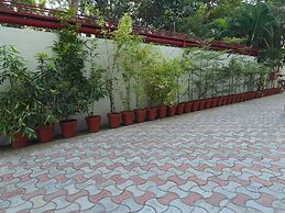 Royal Parisian Residency