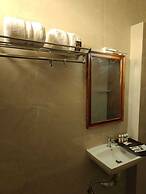 Royal Parisian Residency