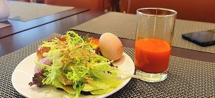 Chengdu Hazens Hotel