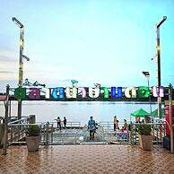 the harbour front hotel