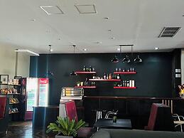 the harbour front hotel