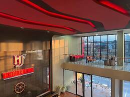 the harbour front hotel