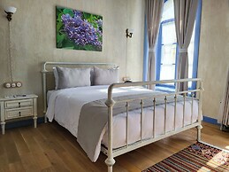 Yasemen Hotel
