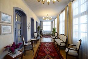Yasemen Hotel
