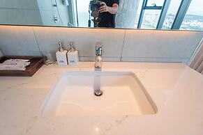 A La Carte Ha Long Residence