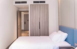 A La Carte Ha Long Residence