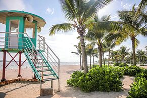 A La Carte Ha Long Residence