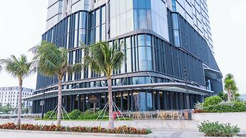 A La Carte Ha Long Residence