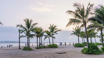 A La Carte Ha Long Residence