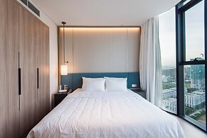 A La Carte Ha Long Residence