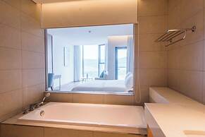 A La Carte Ha Long Residence