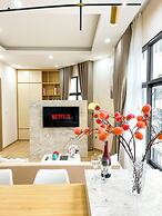 Amazing Housing Lac Long Quan