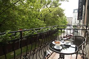 Ventus Rosa Apartments